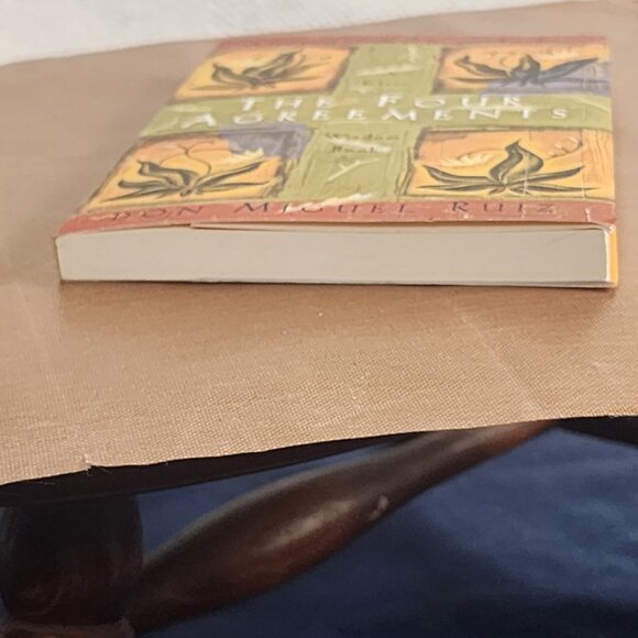 The Four Agreements A Practical Guide to Personal Freedom Wisdom Book Don Ruiz - Picture 8 of 16